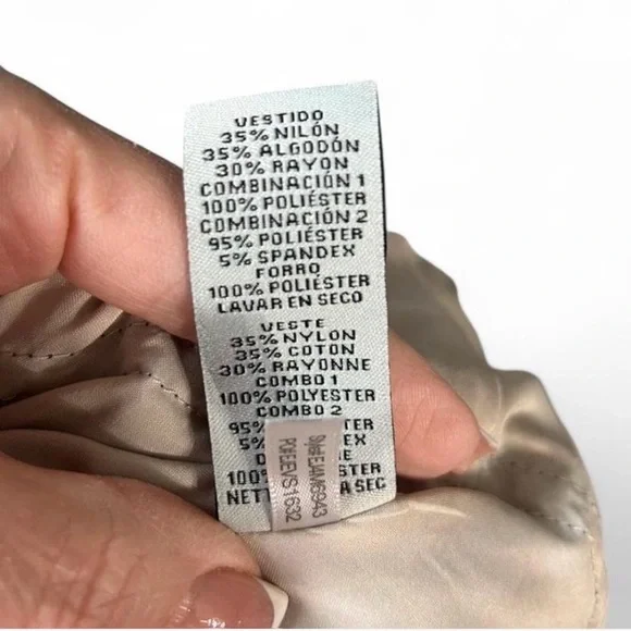 Eliza J Navy Lace Fit Flare Dress Size 2 Illusion Neck - Picture 7 of 7